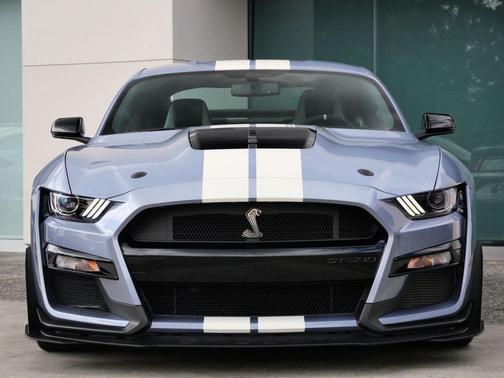 2022 Ford Shelby GT500 Base