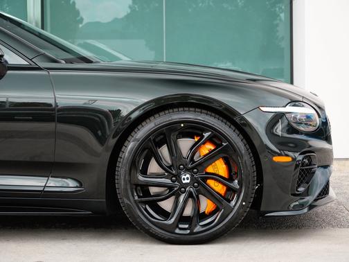 Midnight Emerald 2026 Bentley Continental GT S
