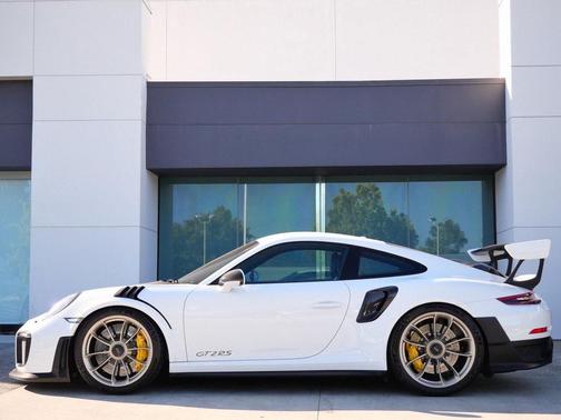 2018 Porsche 911 GT2 RS