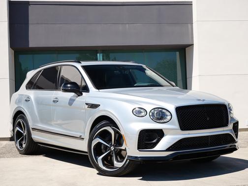 Moonbeam 2022 Bentley Bentayga S