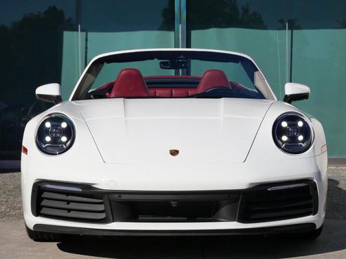 2021 Porsche 911 Carrera