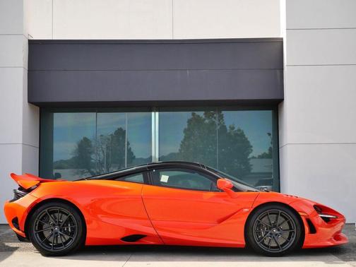 2026 McLaren 750S Coupe