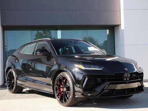 2024 Lamborghini Urus S
