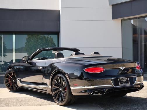Beluga 2023 Bentley Continental GT Base