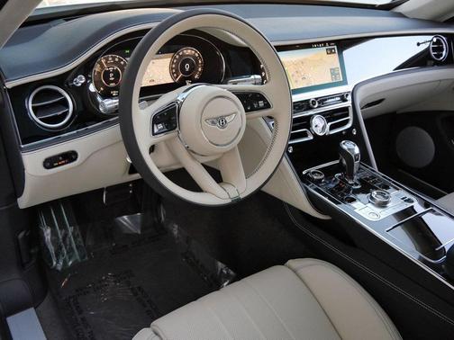 2026 Bentley Flying Spur 