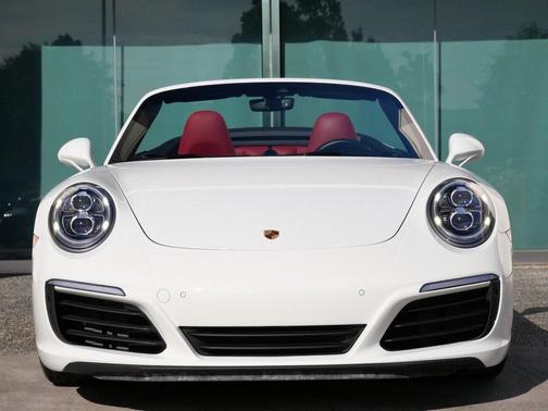 2018 Porsche 911 Carrera S