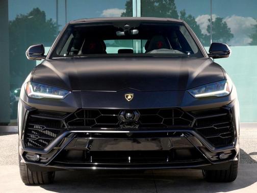 2022 Lamborghini Urus