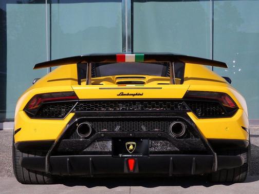 2018 Lamborghini Huracan Performante