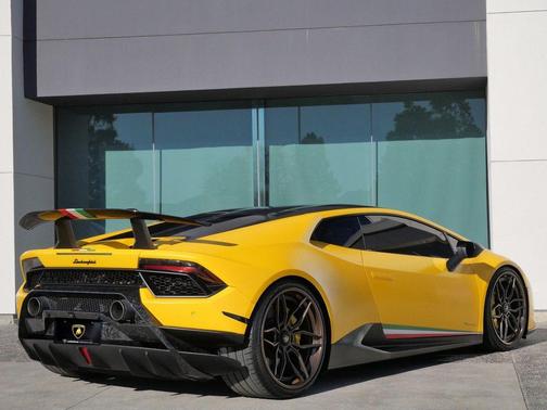 2018 Lamborghini Huracan Performante
