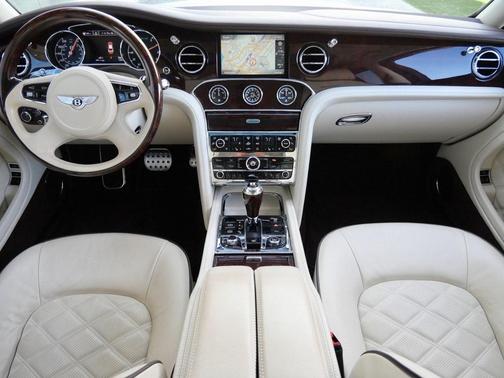 2016 Bentley Mulsanne 