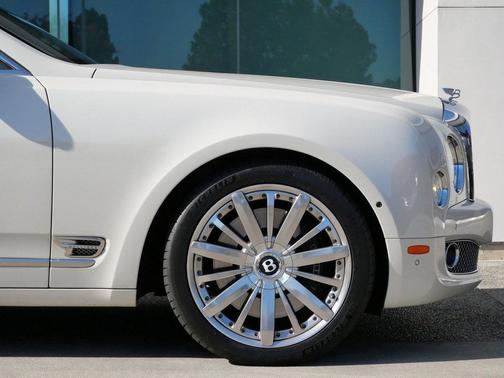 2016 Bentley Mulsanne 