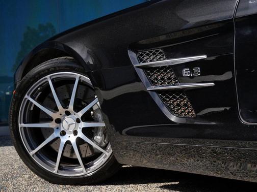 2011 Mercedes-Benz SLS AMG Base