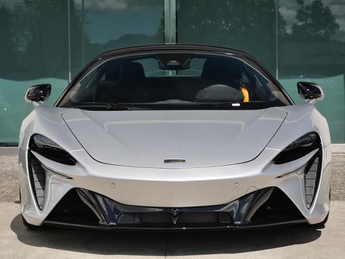 Supernova Silver 2026 McLaren Artura Base