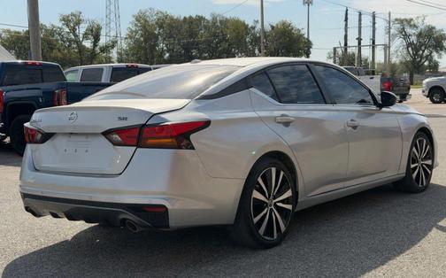 2020 Nissan Altima SR FWD