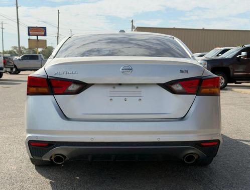 2020 Nissan Altima SR FWD