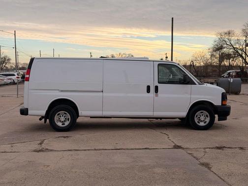 2017 Chevrolet Express 3500 Work Van