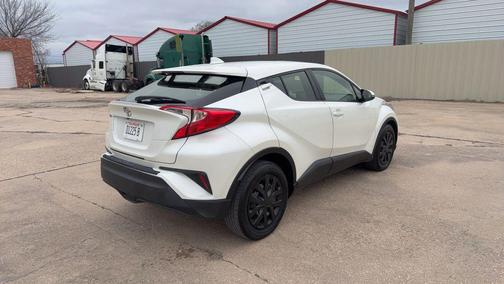 2020 Toyota C-HR LE