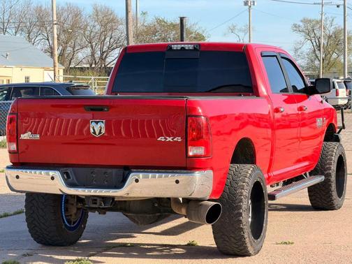 Flame Red Clearcoat 2018 RAM 2500 Big Horn Crew Cab 4x4 6'4' Box