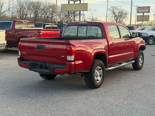 2017 Toyota Tacoma SR