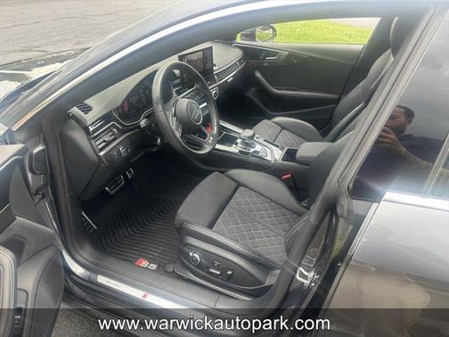 2022 Audi S5 3.0T Premium Plus