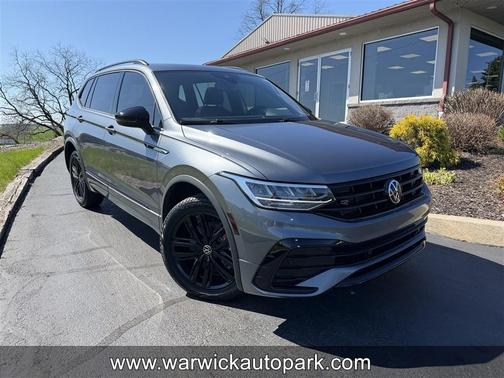 2022 Volkswagen Tiguan 2.0T SE R-Line Black 4MOTION