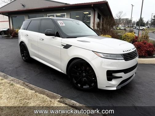 2025 Land Rover Range Rover Sport SE