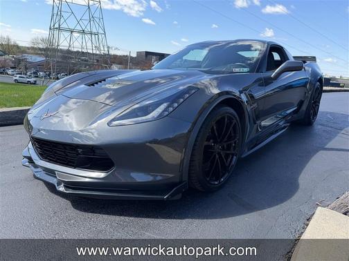 Walkens Gray Metallic 2017 Chevrolet Corvette Grand Sport