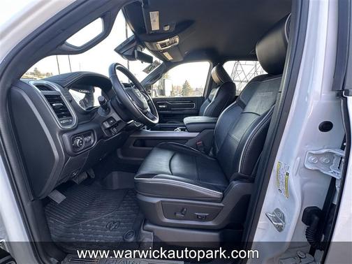 2021 RAM 2500 Laramie Crew Cab 4x4 6'4' Box