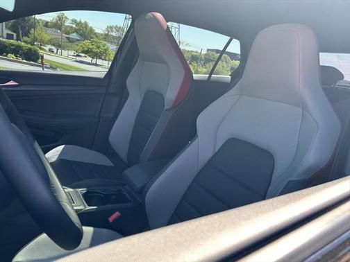 2022 Volkswagen Golf GTI 1.4T TSI