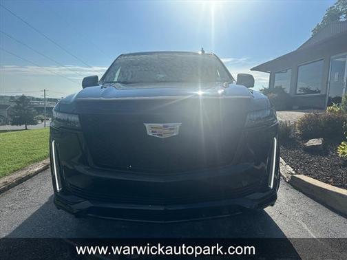 2022 Cadillac Escalade Sport