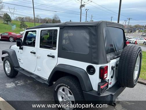 2017 Jeep Wrangler Unlimited Sport