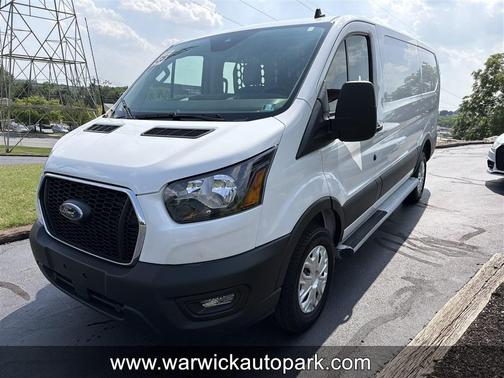 Oxford White 2025 Ford Transit-250 Base