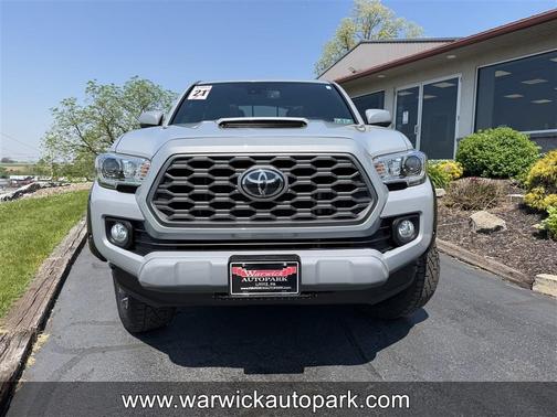 Cement 2021 Toyota Tacoma TRD Sport