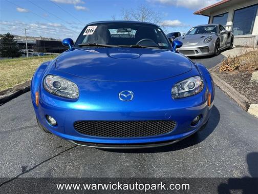 2006 Mazda MX-5 Miata Sport
