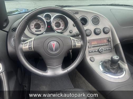 2006 Pontiac Solstice Convertible