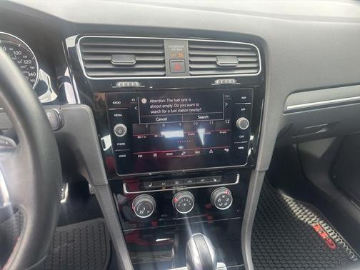 2021 Volkswagen Golf GTI 2.0T S DSG