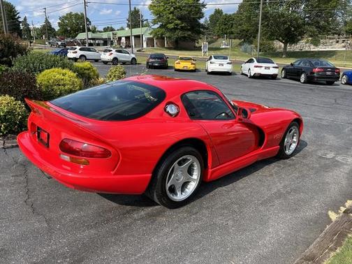 1997 Dodge Viper GTS