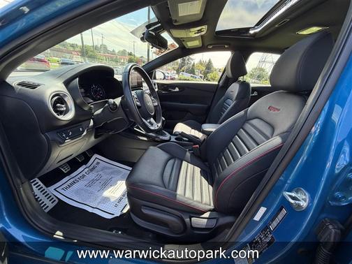 Sporty Blue 2023 Kia Forte GT
