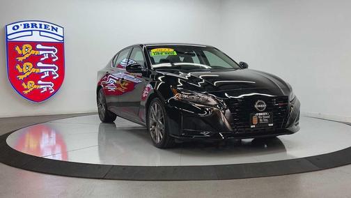 2023 Nissan Altima SR VC-Turbo FWD