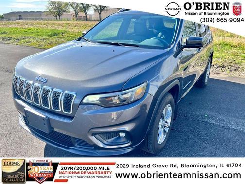 Granite Crystal Metallic Clearcoat 2019 Jeep Cherokee Latitude Plus
