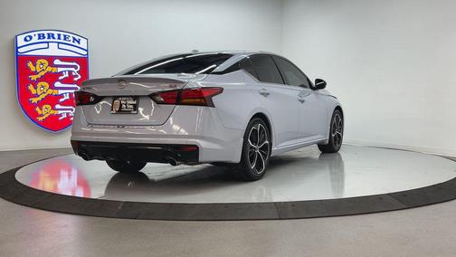 2023 Nissan Altima SR FWD