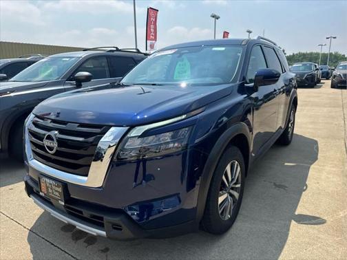 2025 Nissan Pathfinder SL 4WD
