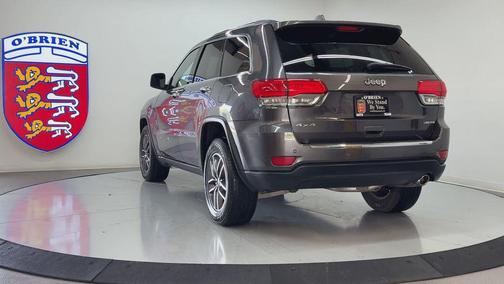 Granite Crystal Metallic Clearcoat 2019 Jeep Grand Cherokee Limited