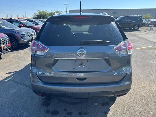 2015 Nissan Rogue SL
