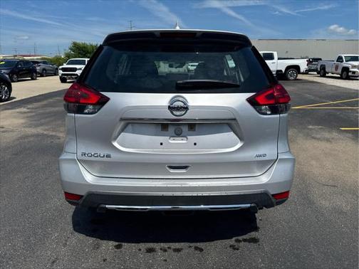 2020 Nissan Rogue S