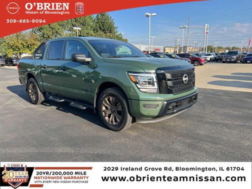 2024 Nissan Titan SV