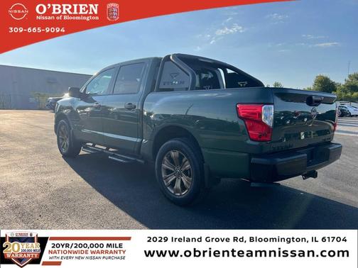 2024 Nissan Titan SV