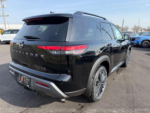 Super Black 2026 Nissan Pathfinder Platinum