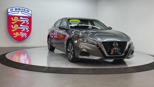 2022 Nissan Altima 2.5 SV