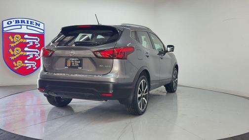 Gun Metallic 2019 Nissan Rogue Sport SL